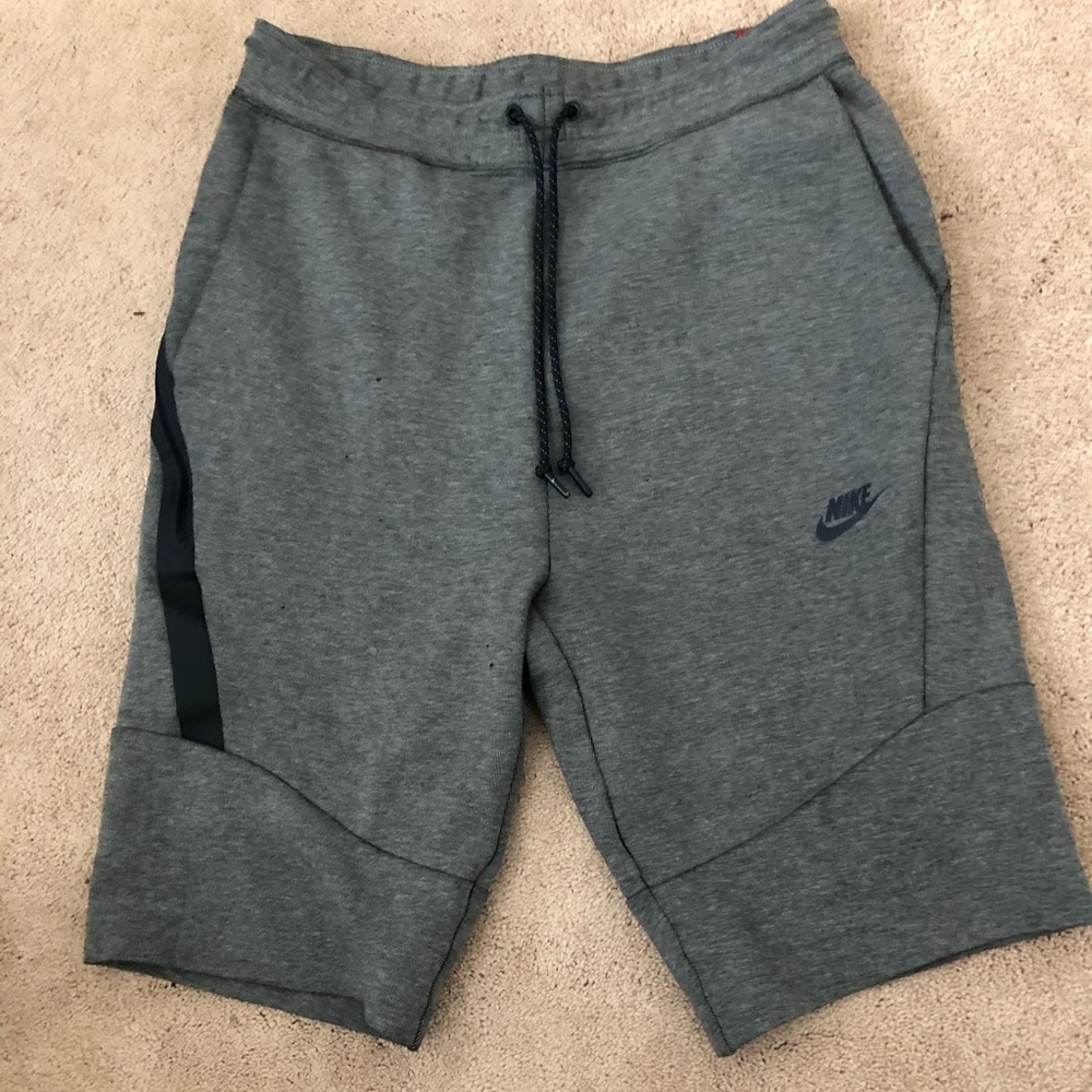 Nike Tech Shorts